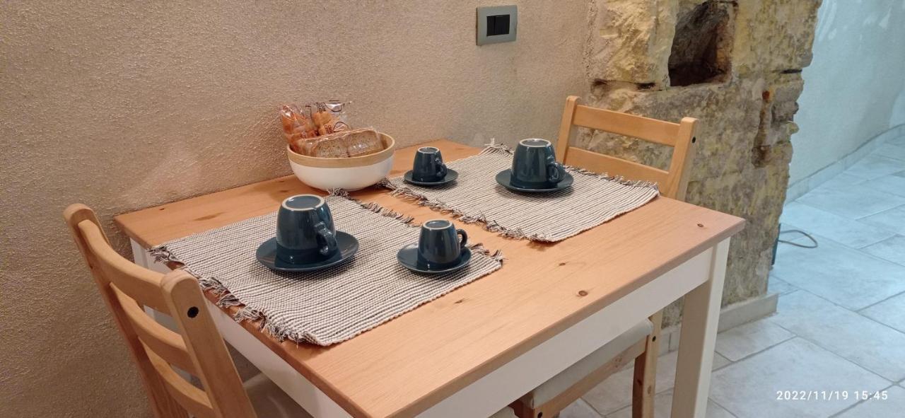 Cozy Suite Centro Cagliari Buitenkant foto